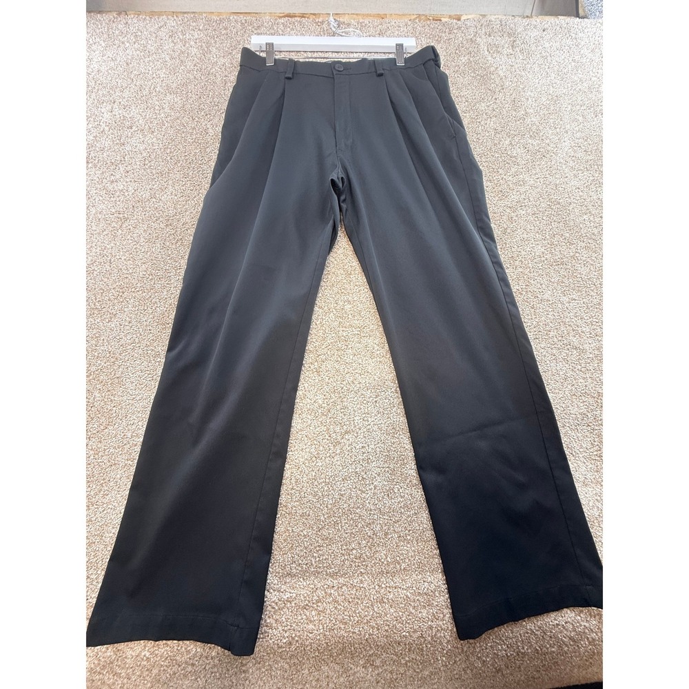 Haggar Cool Rightโ Performance Flex Men 34x30 Black Pleated Classic Fit Pants